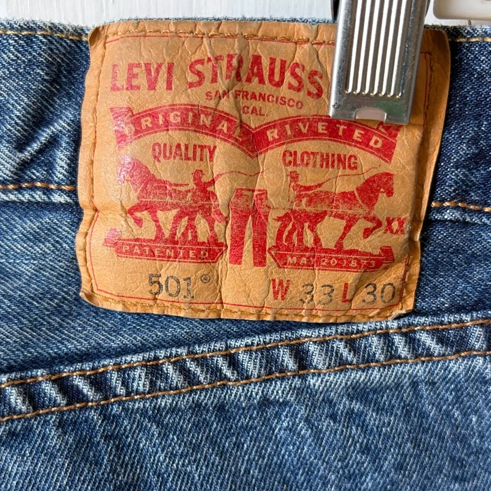 Levi's Classic 501 Stone Washed Straight Denim Jeans‎